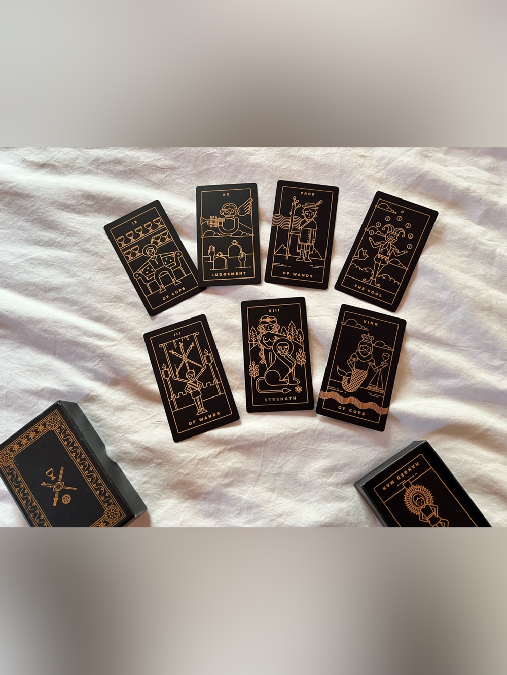 Golden Thread Tarot/Card Box Set - Picture 2 of 3